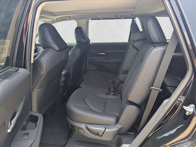 New 2026 Toyota Grand Highlander FWD image 15