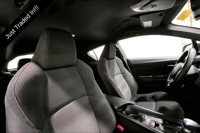 Used 2018 Toyota C-HR XLE FWD image 13