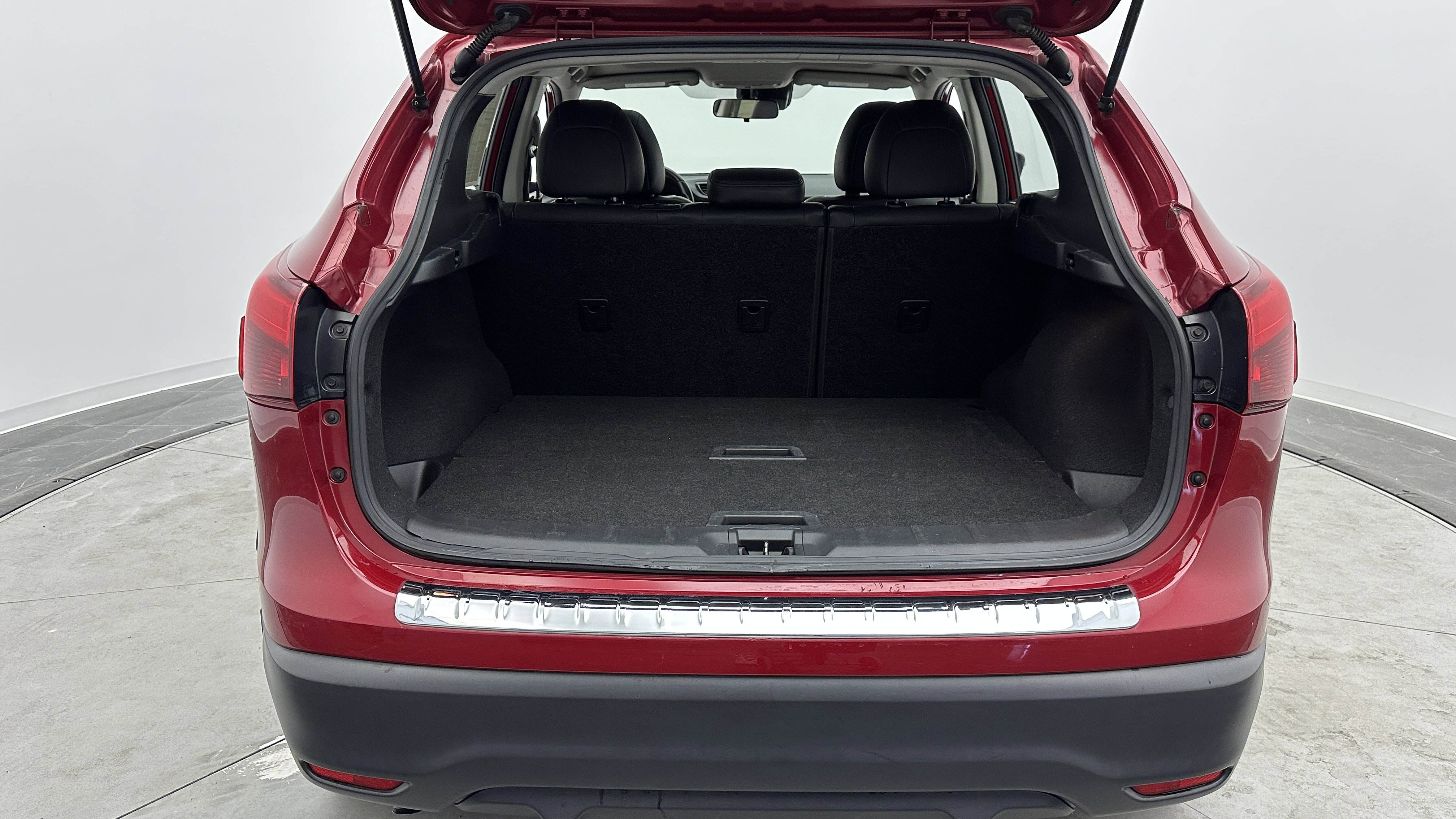 Used 2017 Nissan Rogue Sport SL w/ SL Premium Package image 29