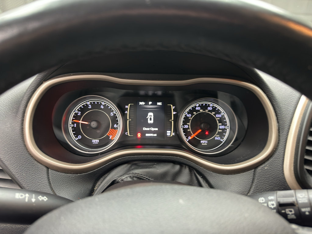 Used 2015 Jeep Cherokee Latitude w/ Cold Weather Group AWD/4WD image 9