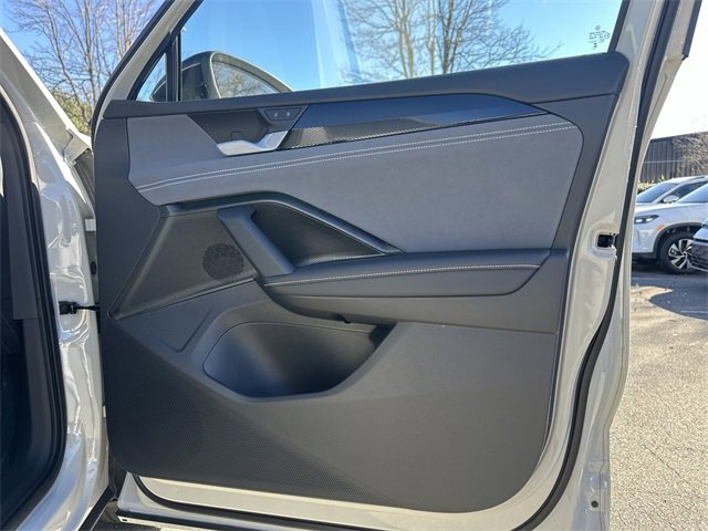 New 2026 Volkswagen Tiguan SE R-Line image 24