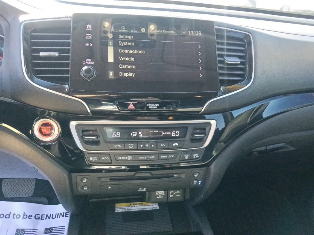 Used 2021 Honda Pilot Elite image 22