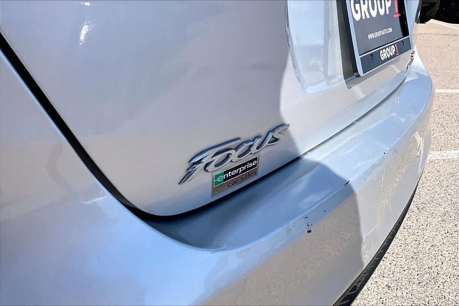 Used 2015 Ford Focus SE FWD image 30