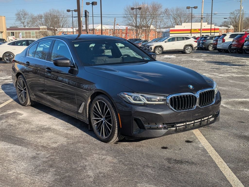 Used 2023 BMW 530i xDrive w/ Convenience Package image 3