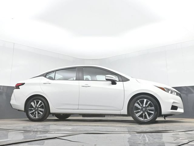 Used 2020 Nissan Versa SV FWD image 44