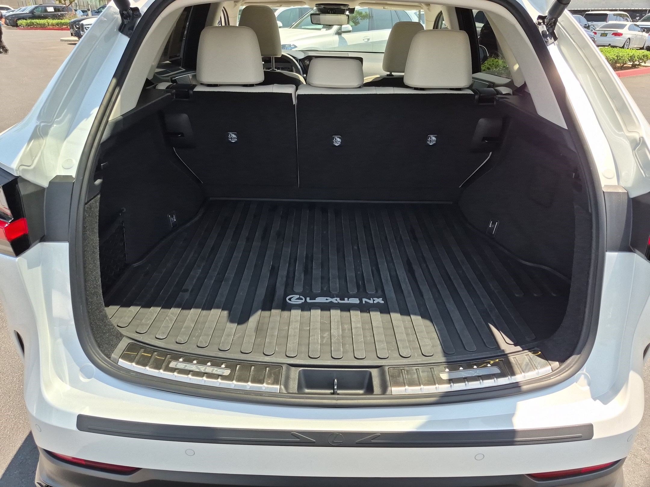 Used 2025 Lexus NX 450h+ AWD w/ Accessory Package (K3) image 34