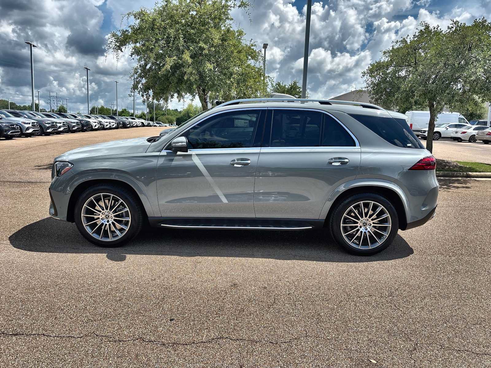 New 2026 Mercedes-Benz GLE 350 4MATIC image 5
