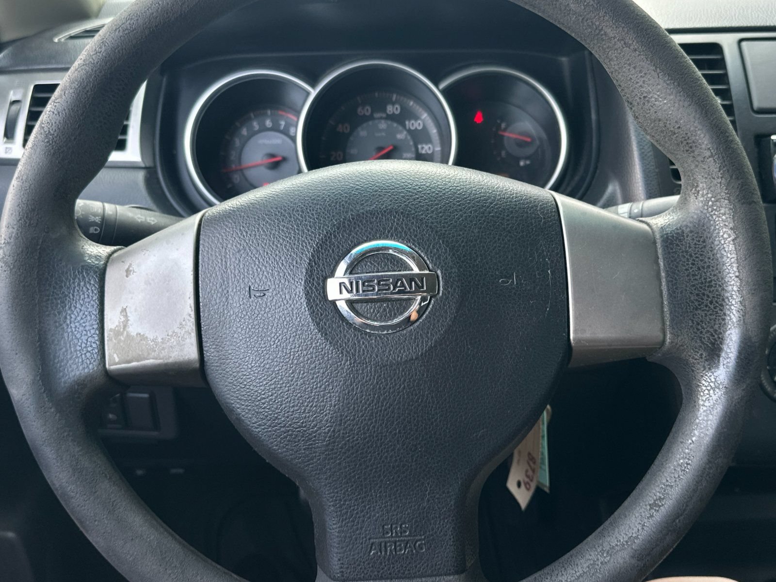 Used 2009 Nissan Versa 1.8 S FWD image 19