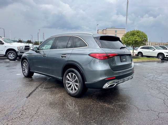 Used 2023 Mercedes-Benz GLC 300 4MATIC image 9