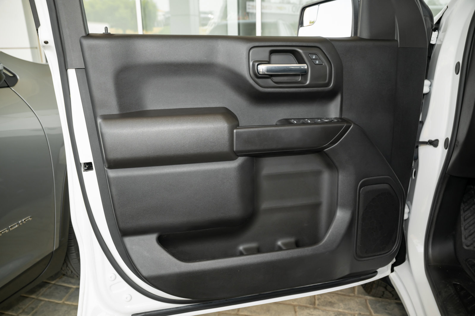 Used 2024 Chevrolet Silverado 1500 Custom w/ Turbomax Blackout Package image 23