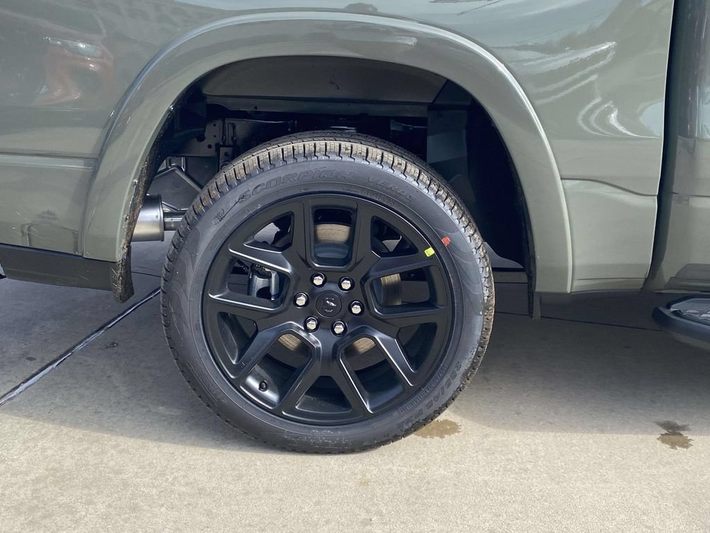 New 2026 RAM 1500 Laramie w/ Night Edition AWD/4WD image 39