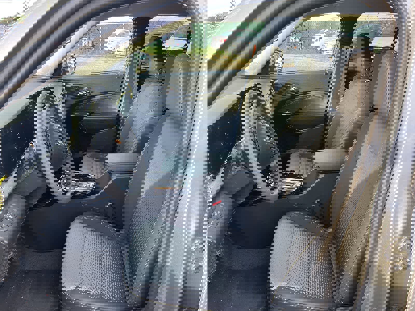 Used 2026 Chevrolet Trax LT FWD image 18