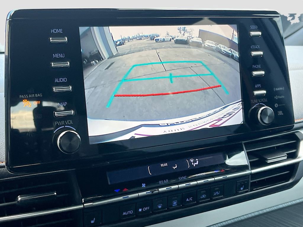 Used 2021 Toyota Sienna XSE w/ XSE Plus Package image 14
