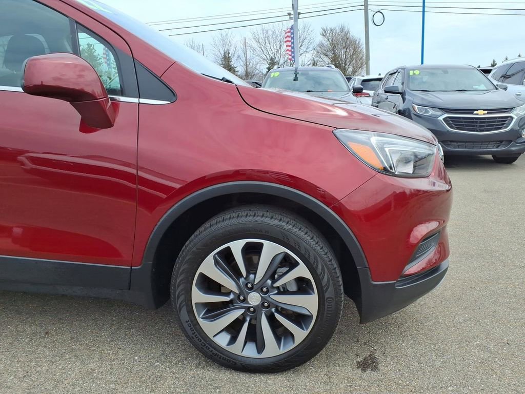Used 2022 Buick Encore Preferred w/ Safety Package image 23
