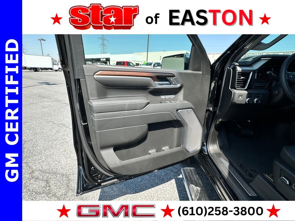 Used 2025 GMC Sierra 1500 Denali w/ Denali Reserve Package image 16