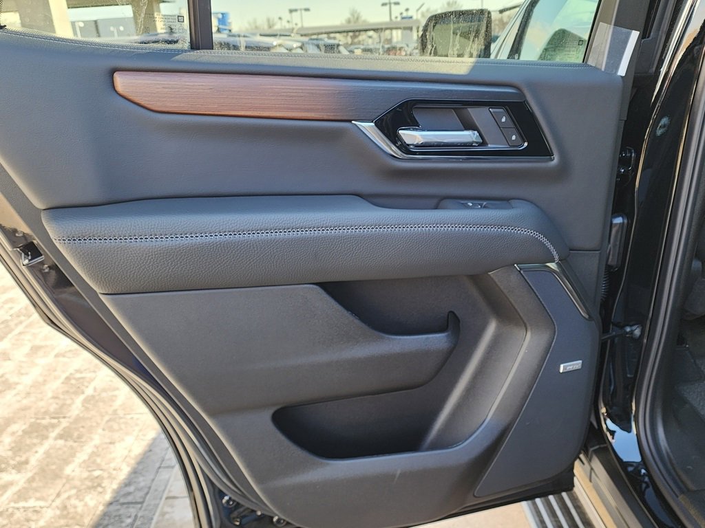 New 2026 GMC Yukon Denali w/ Sun & Power Step Package image 48