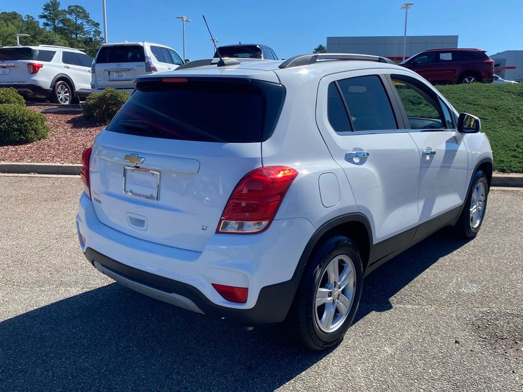 Used 2020 Chevrolet Trax LT w/ LT Convenience Package FWD image 15