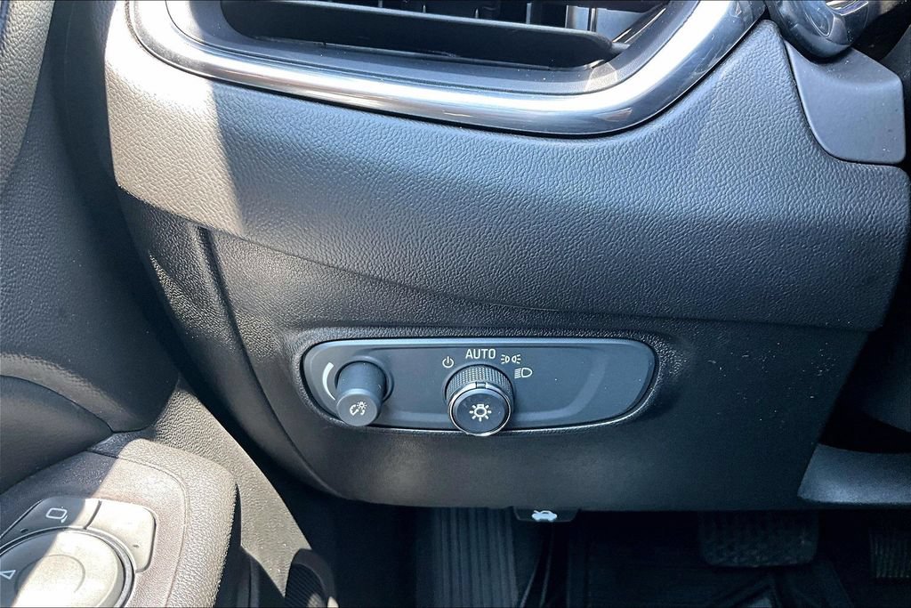 Used 2020 Chevrolet Equinox LT AWD/4WD image 15