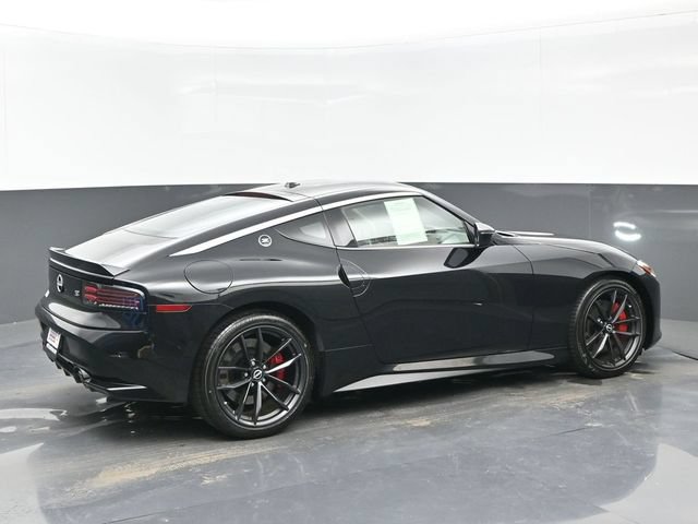Used 2024 Nissan Z Performance w/ Floor Mat Package RWD image 6