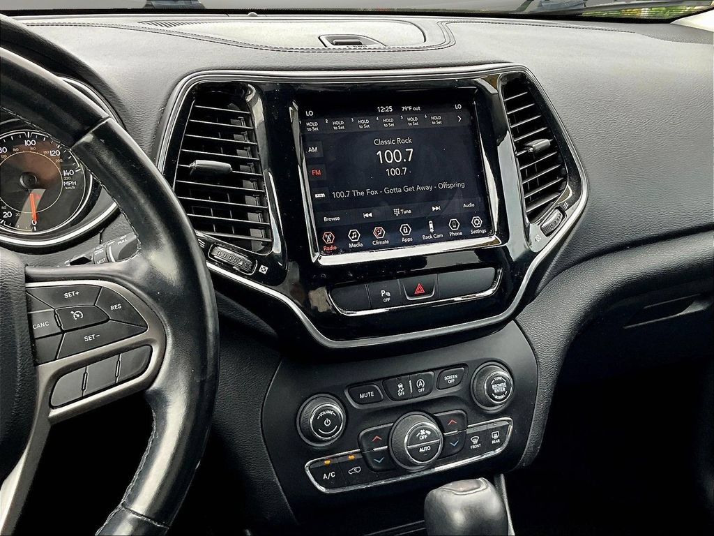 Used 2020 Jeep Cherokee Limited AWD/4WD image 12