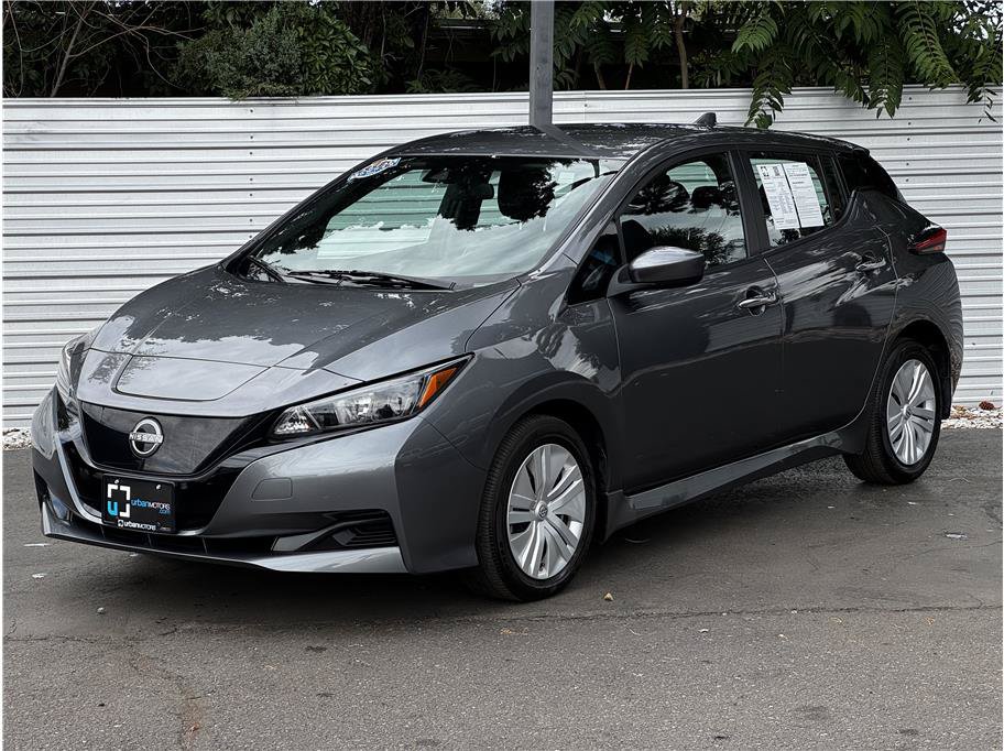Used 2025 Nissan Leaf S FWD image 12