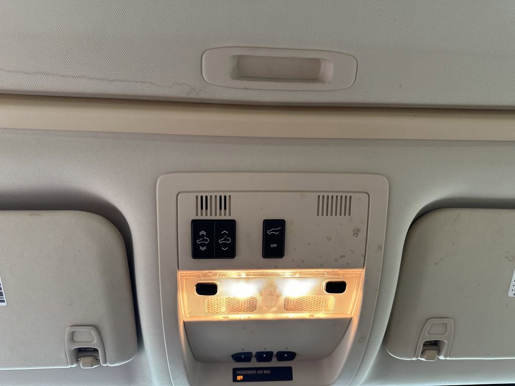 Used 2008 Cadillac Escalade ESV AWD image 22