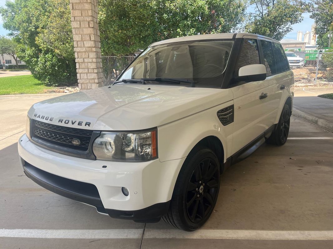 Used 2011 Land Rover Range Rover Sport Supercharged AWD/4WD image 4