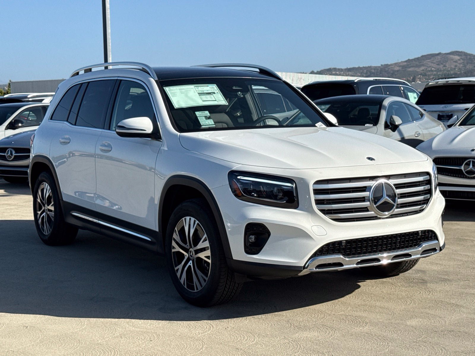 New 2026 Mercedes-Benz GLB 250 4MATIC image 7