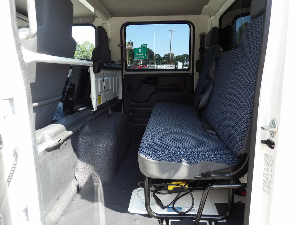 Used 2024 Chevrolet Low Cab Forward RWD image 39