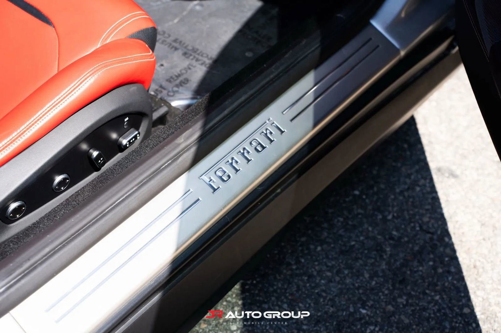 Used 2019 Ferrari GTC4Lusso T RWD image 19