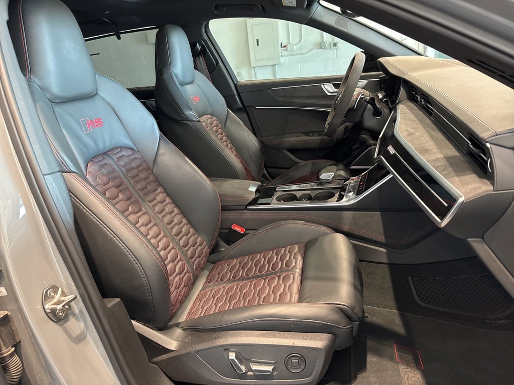 Used 2024 Audi RS 6 performance image 37