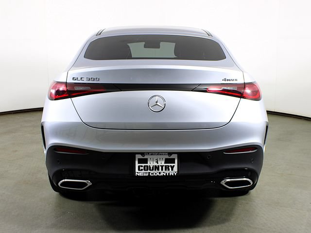 Used 2024 Mercedes-Benz GLC 300 4MATIC image 6