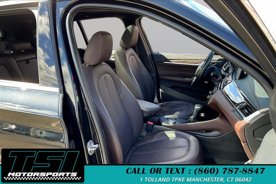 Used 2017 BMW X1 xDrive28i image 7