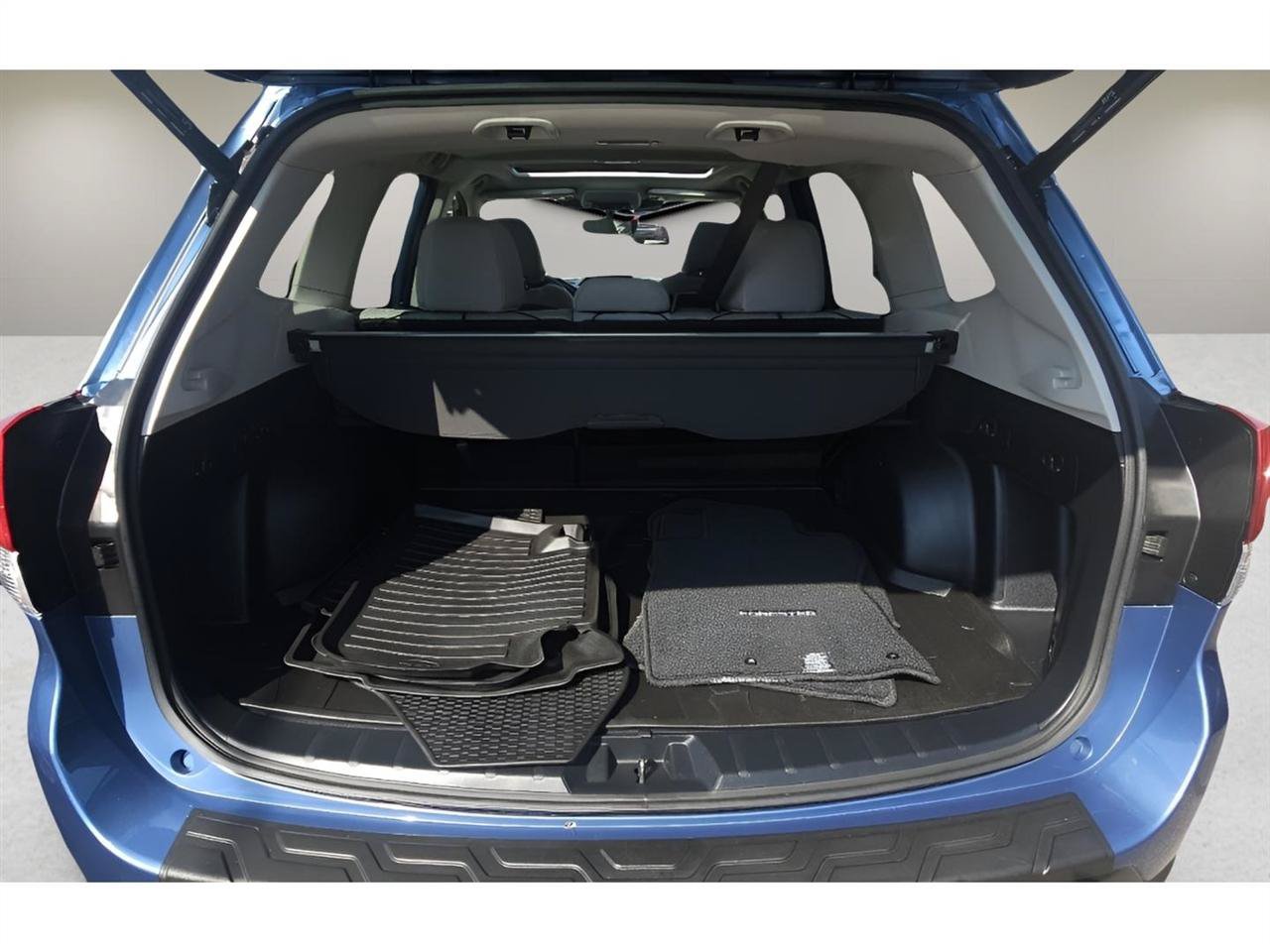 Used 2022 Subaru Forester Premium AWD/4WD image 27