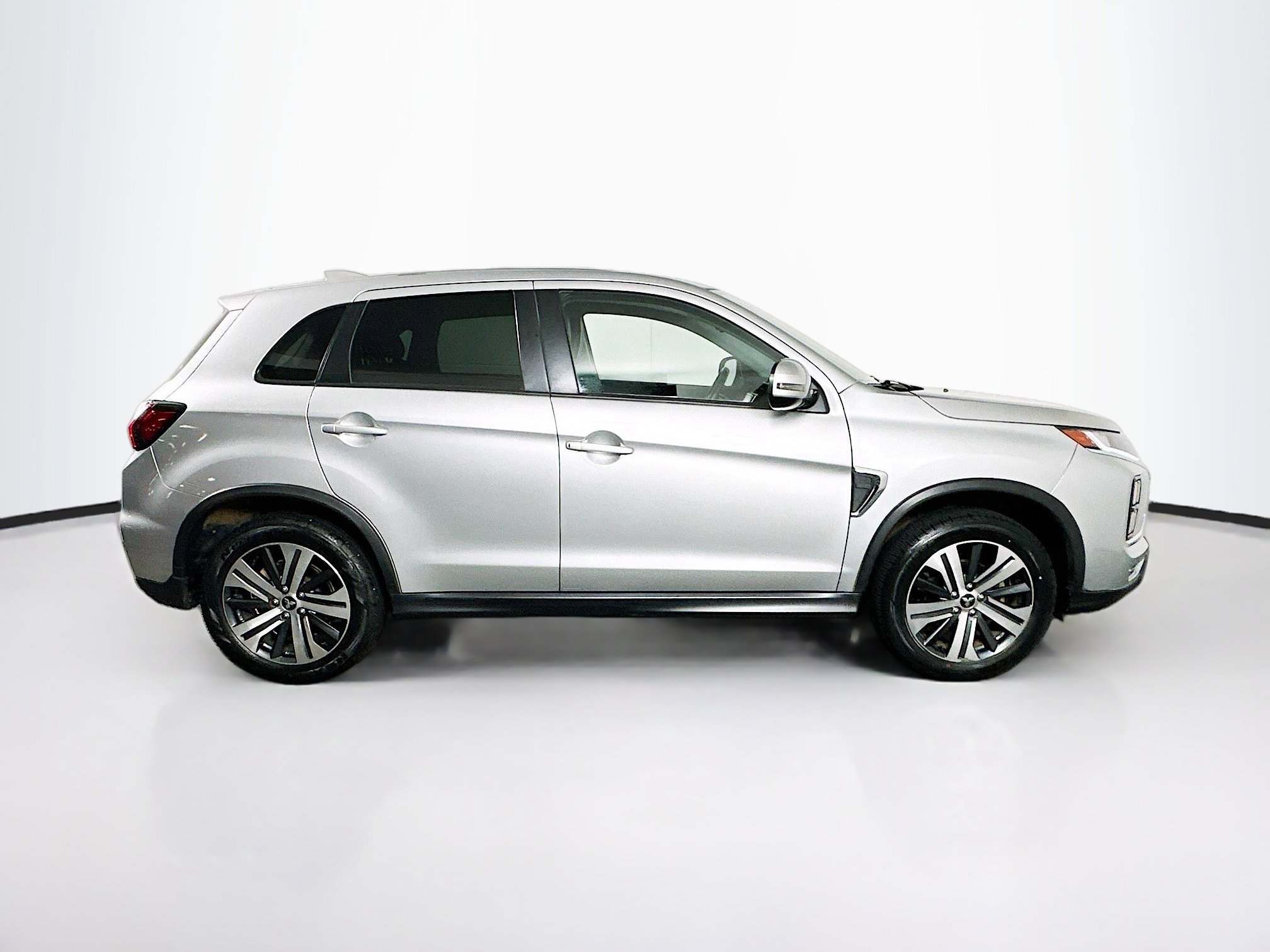Used 2023 Mitsubishi Outlander Sport SE AWD/4WD image 10