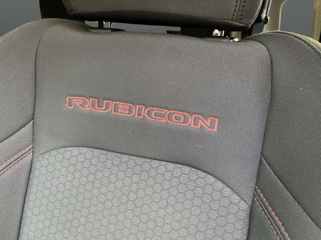 Used 2018 Jeep Wrangler Unlimited Rubicon image 12