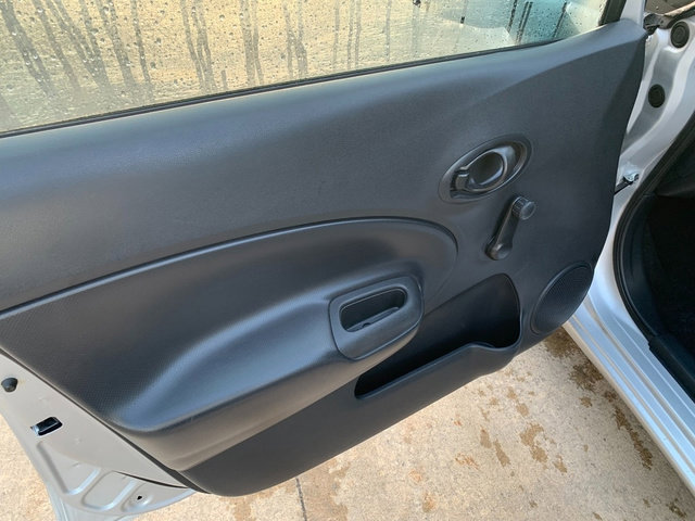 Used 2015 Nissan Versa Note S Plus FWD image 22