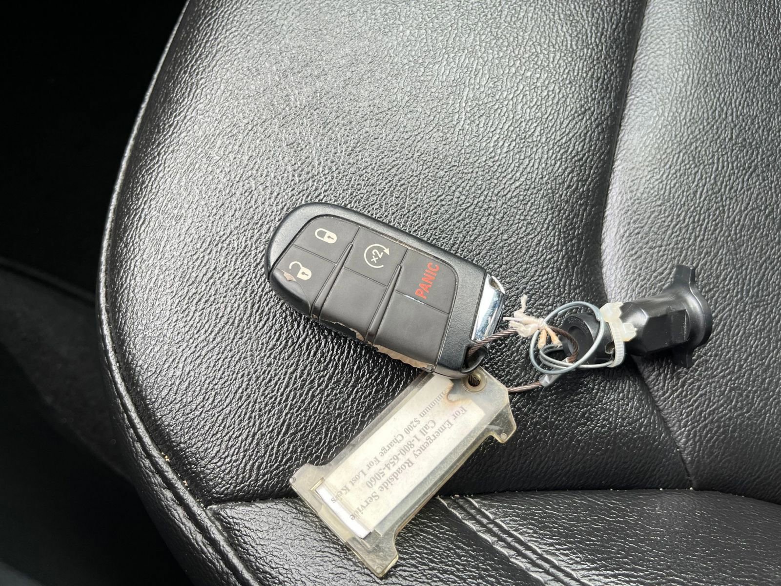 Used 2025 Jeep Compass Limited image 21