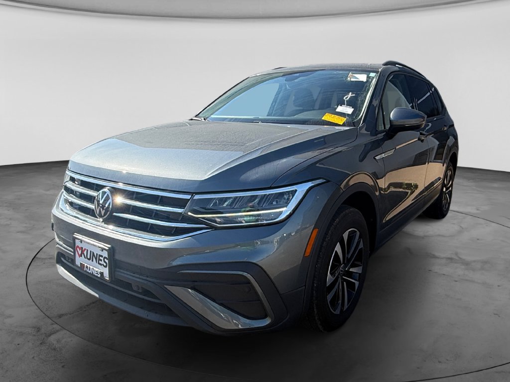 Used 2024 Volkswagen Tiguan S AWD/4WD image 4