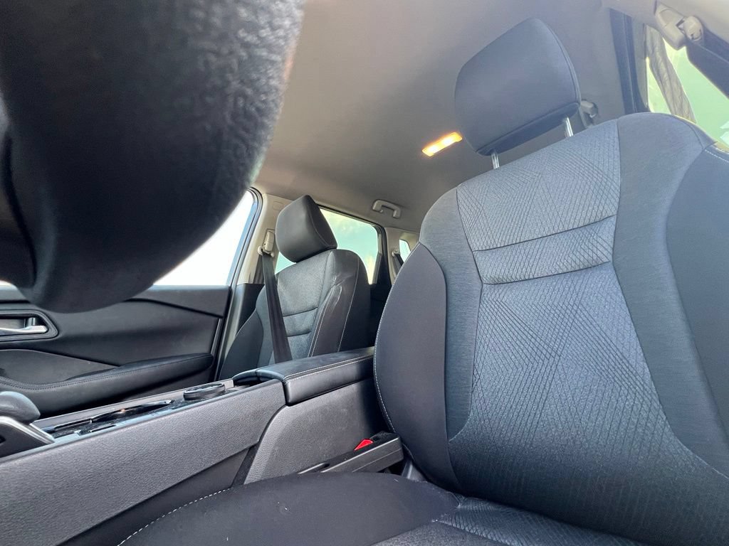 Used 2024 Nissan Rogue SV AWD/4WD image 14