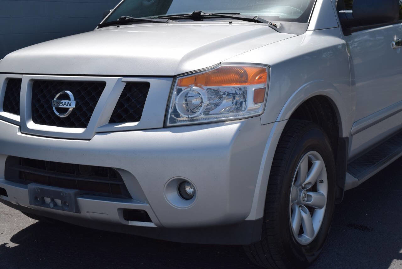 Used 2014 Nissan Armada SV image 2