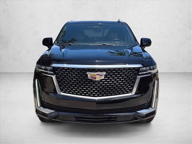 Used 2023 Cadillac Escalade Premium Luxury AWD/4WD image 2