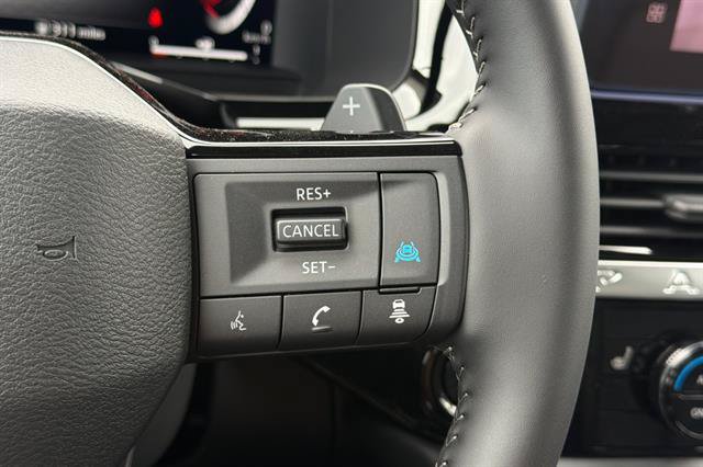 New 2026 Nissan Pathfinder SL w/ SL Premium Package (P04) AWD/4WD image 28