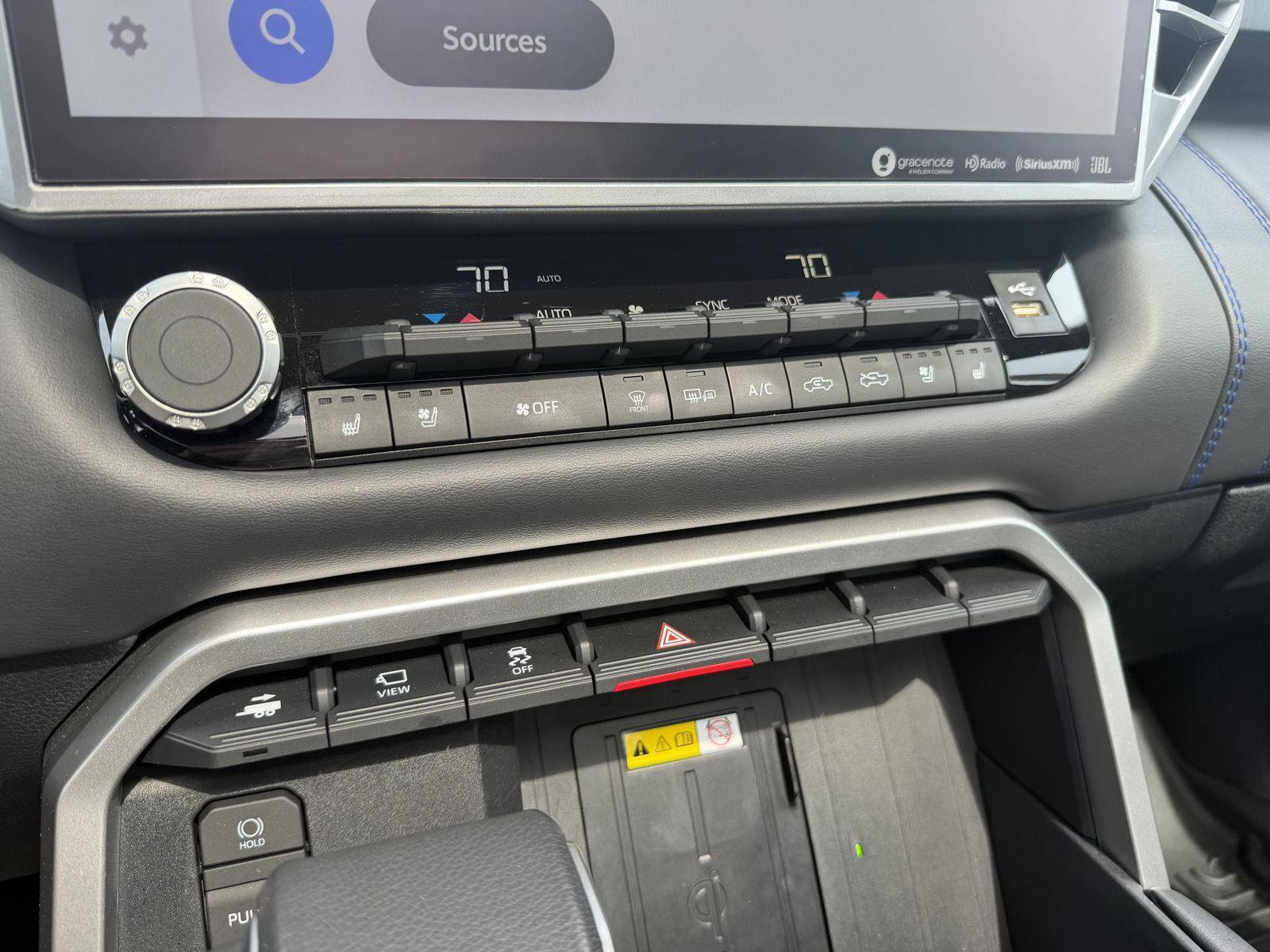 Used 2024 Toyota Tundra Platinum image 27