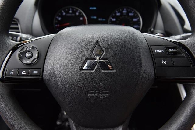 Used 2024 Mitsubishi Eclipse Cross LE AWD/4WD image 17