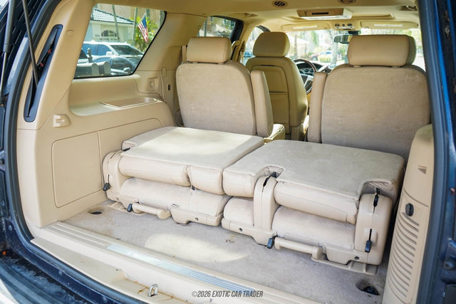 Used 2009 Cadillac Escalade AWD image 90