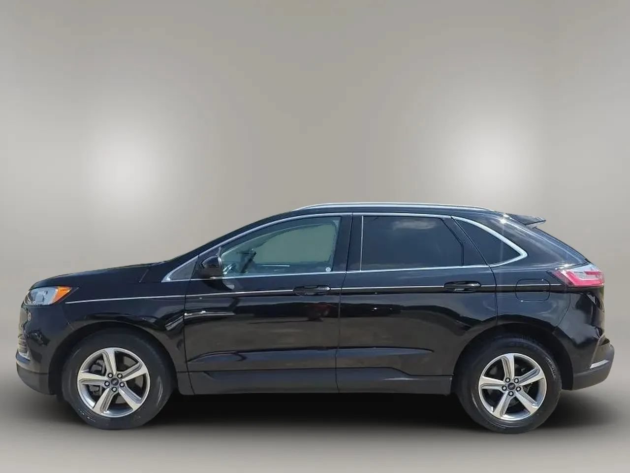 Used 2021 Ford Edge SEL w/ Convenience Package FWD image 5
