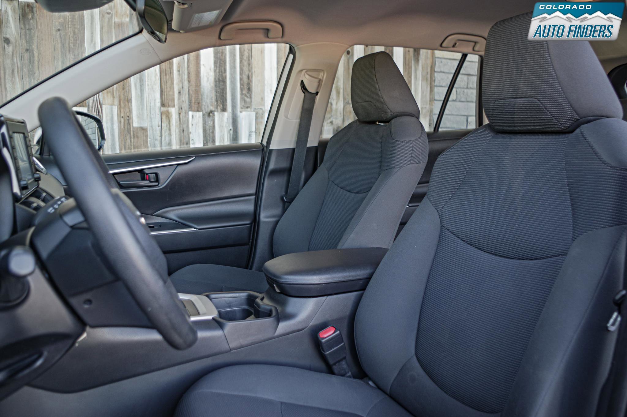 Used 2019 Toyota RAV4 LE w/ All Weather Liner Package image 11