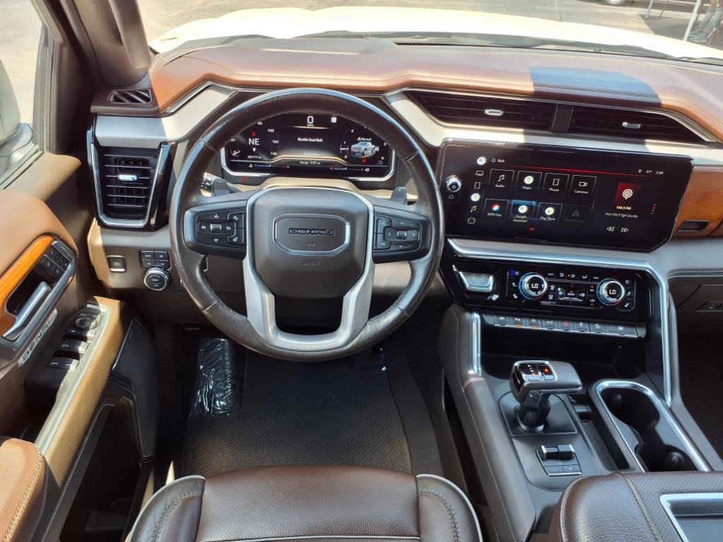 Used 2022 GMC Sierra 1500 Denali w/ Denali Reserve Package image 15