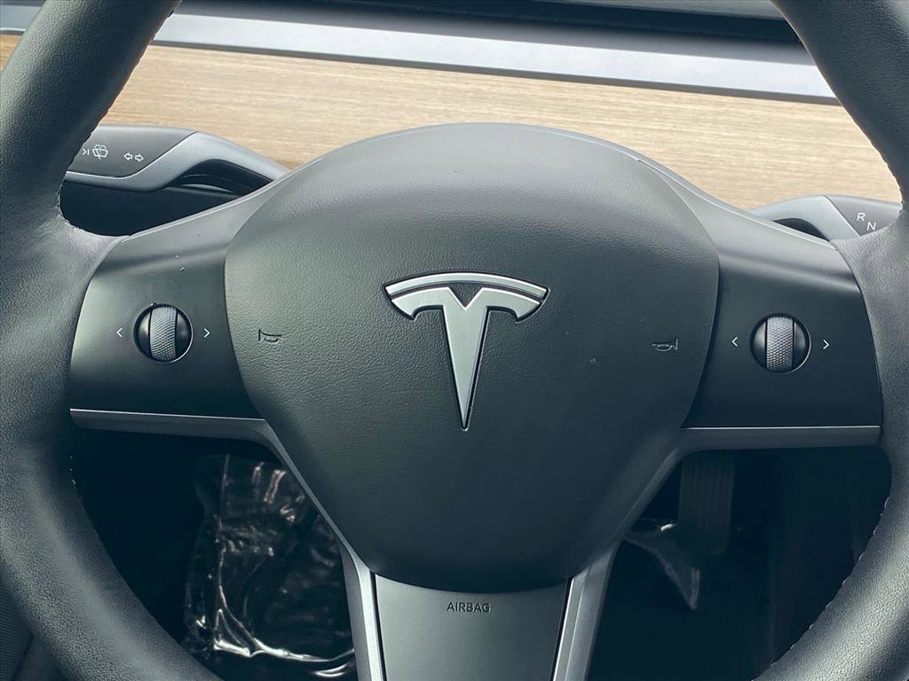 Used 2023 Tesla Model 3 Standard Range RWD image 8